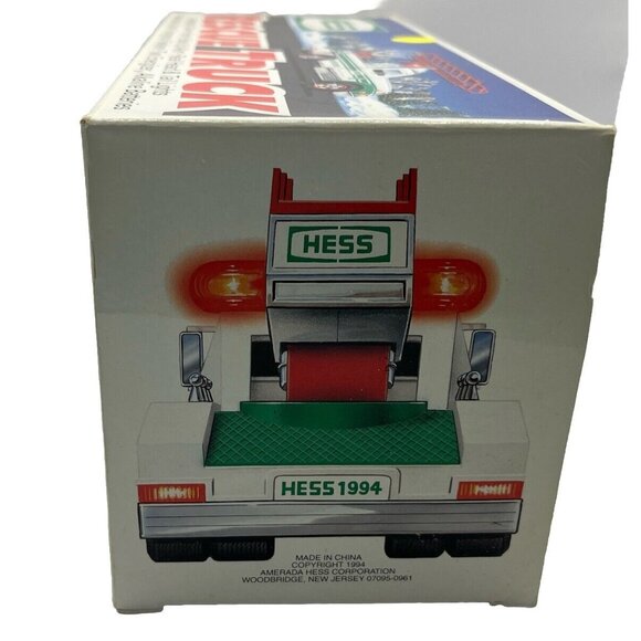 1994 Hess Rescue Truck With Lights & Siren Collectible Toy Original Box Included - Picture 4 of 9